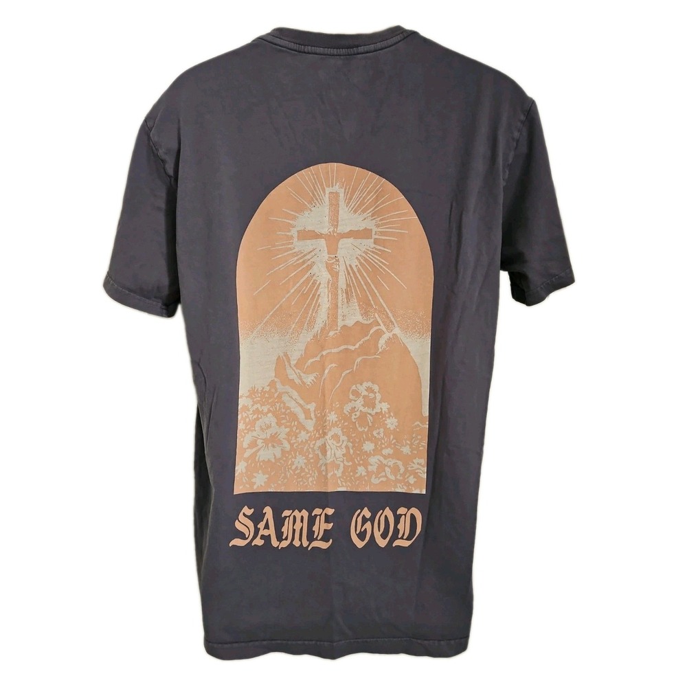 Elevation Worship Mens Same God Rock Of Ages Graphic Print T-Shirt Size L Y2K